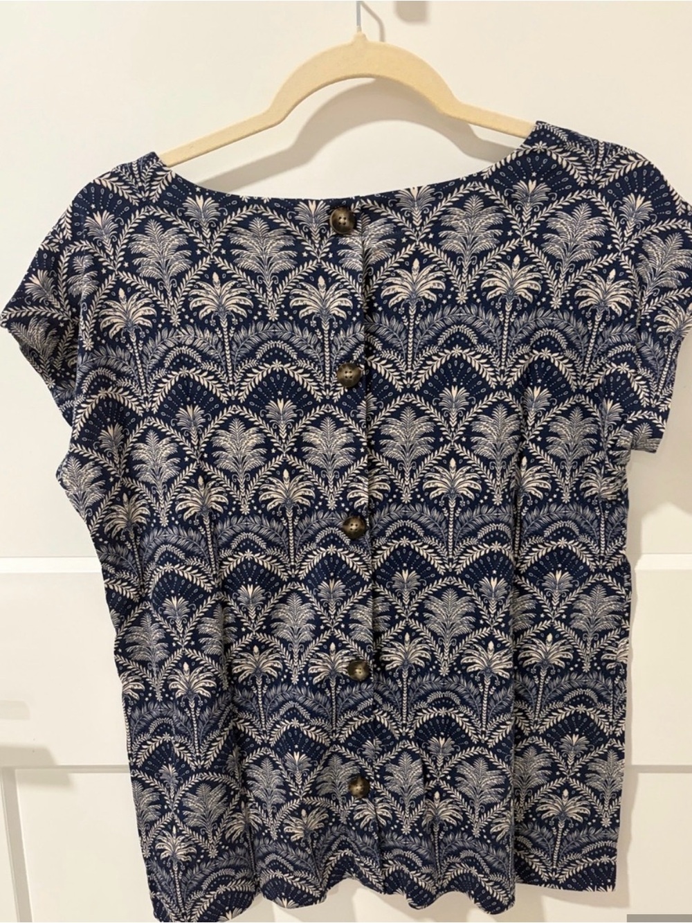 J. Jill Navy and Cream Boat-Neck Buttoned-Back Tee XS - Picture 5 of 5